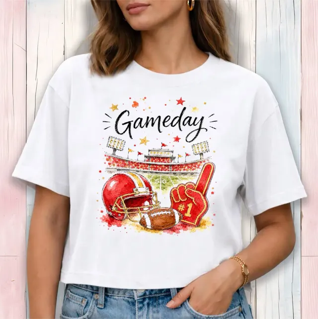 Avery Lane Gifts Gameday Football t-shirt cropped hvid